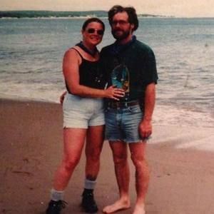 Meet your Posher, Deedee